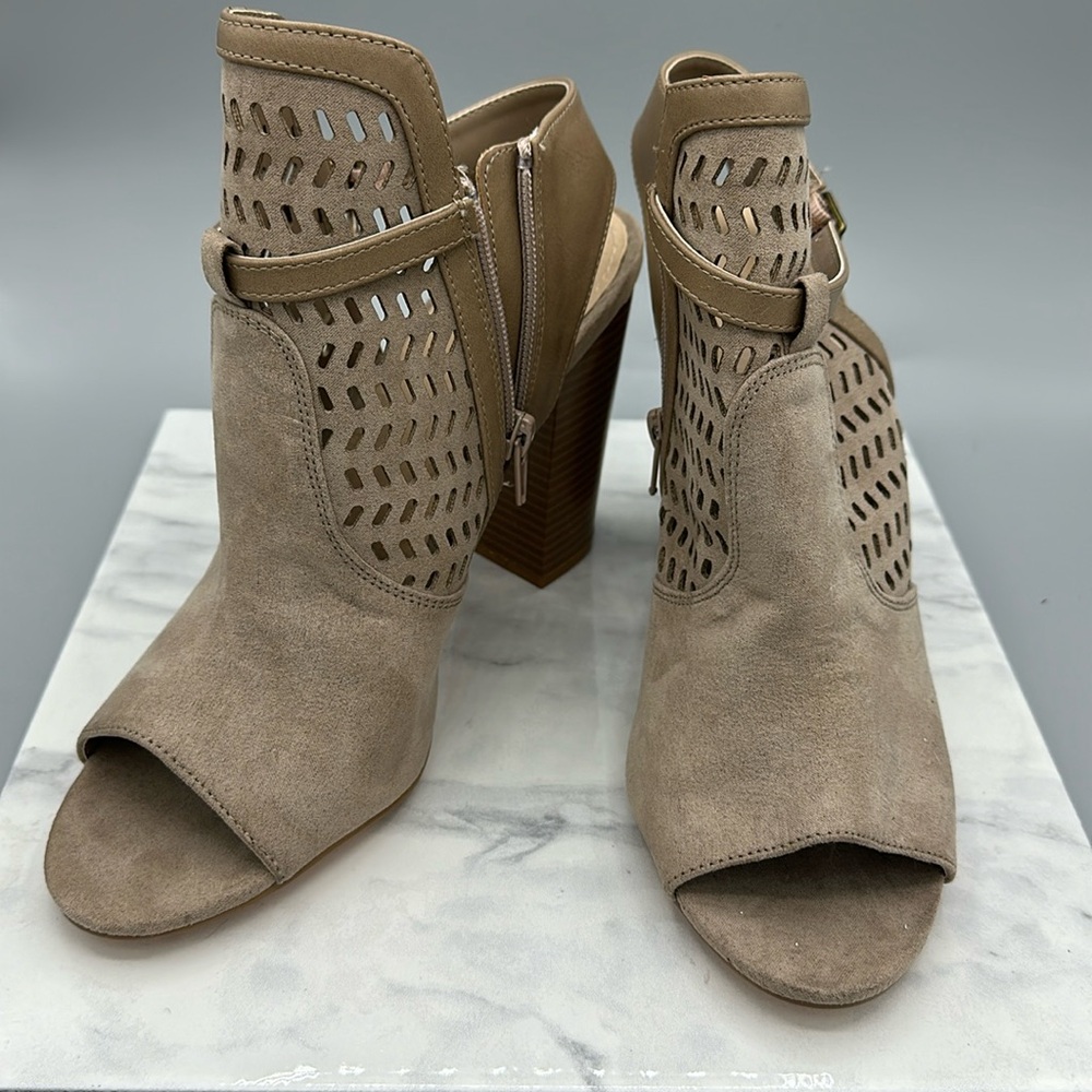 JustFab Peek Toe Ankle boot Size 10